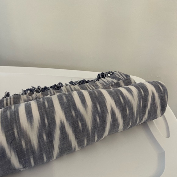 Towel with fringe - Picture 6 of 8